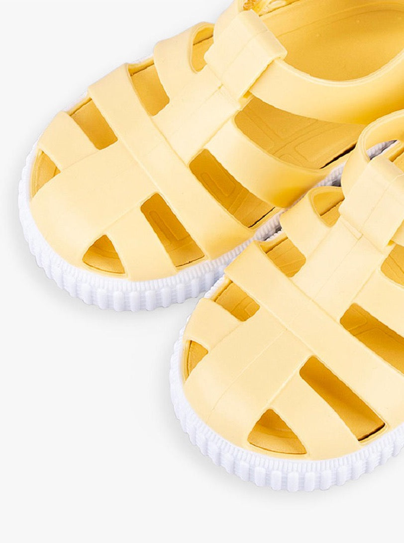 Velcro jelly sandals online
