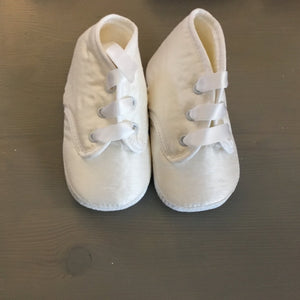 Pex White Special Occasion Booties/Shoes