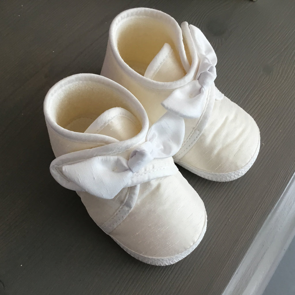 christening-Booties-baby-ivory